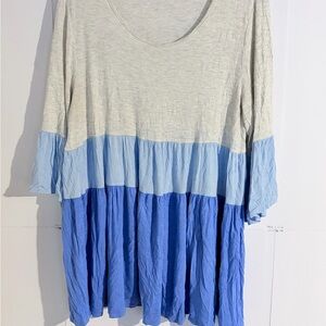 Blue and Gray Women's Top